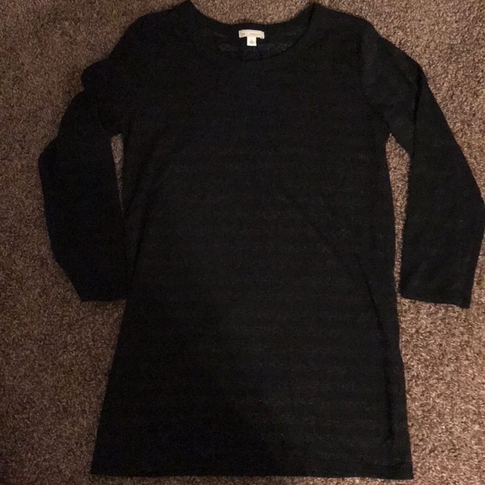 ⭐️Bundle 5 for $20⭐️ Black Gap 3/4 length tee